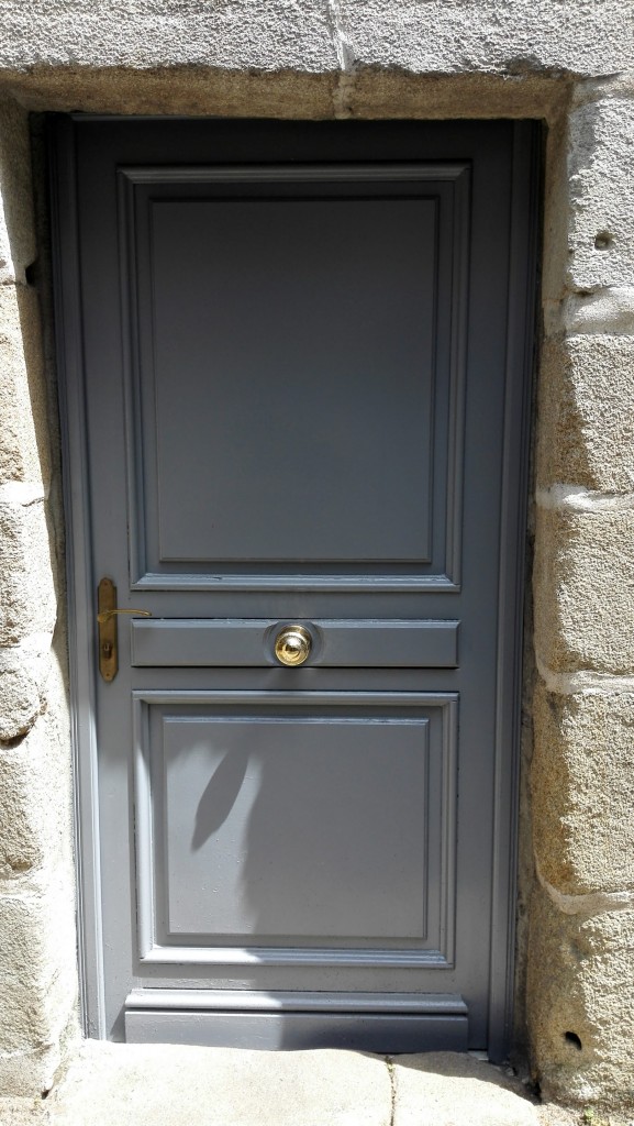 ST1 - Porte entrée